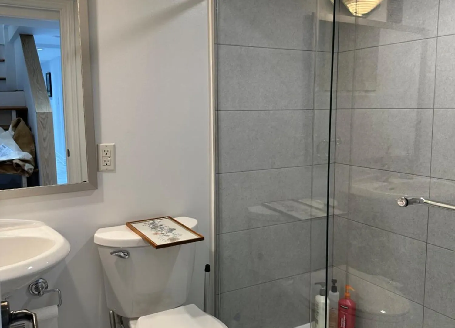בית הארחה טורונטו Double Bedroom On Up Or 3 Bedrooms In Basement Near Eglinton Subway Station